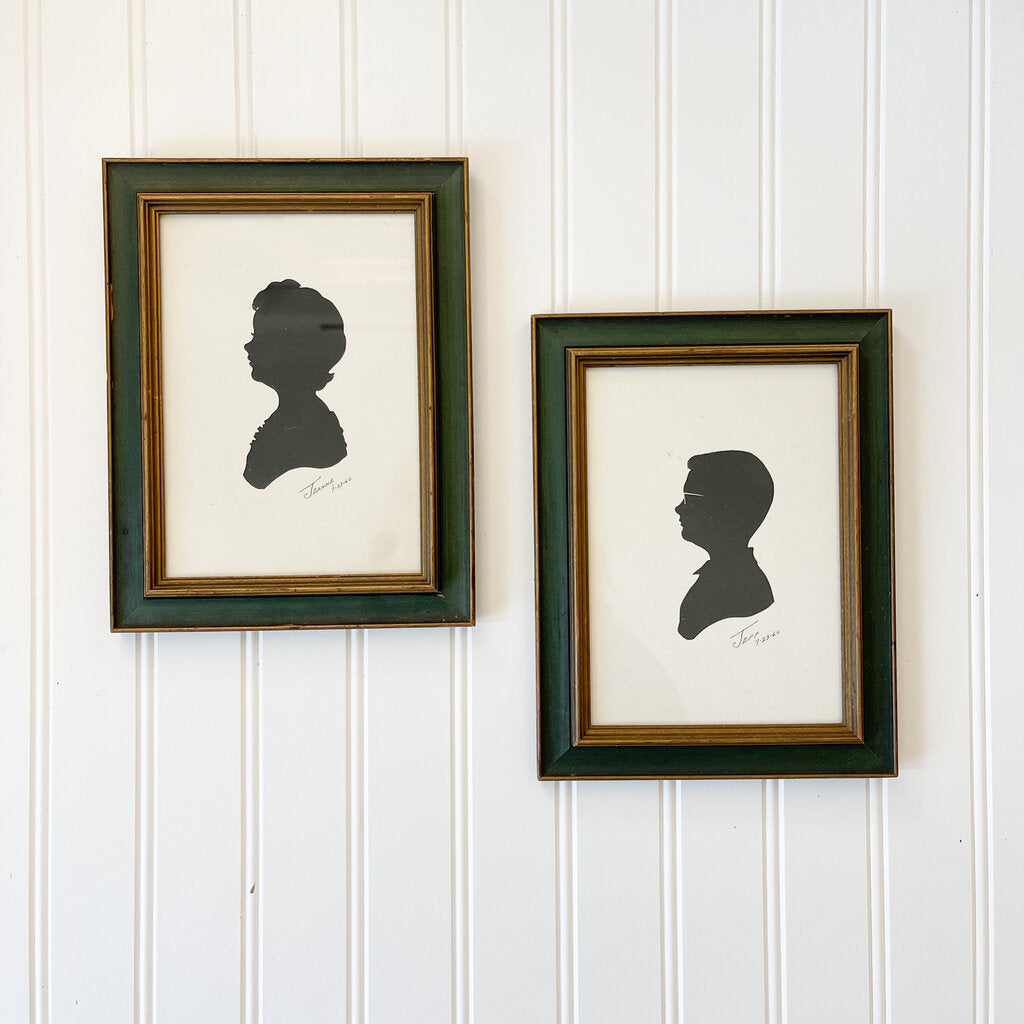 VINTAGE PAIR OF FRAMED SILHOUETTES