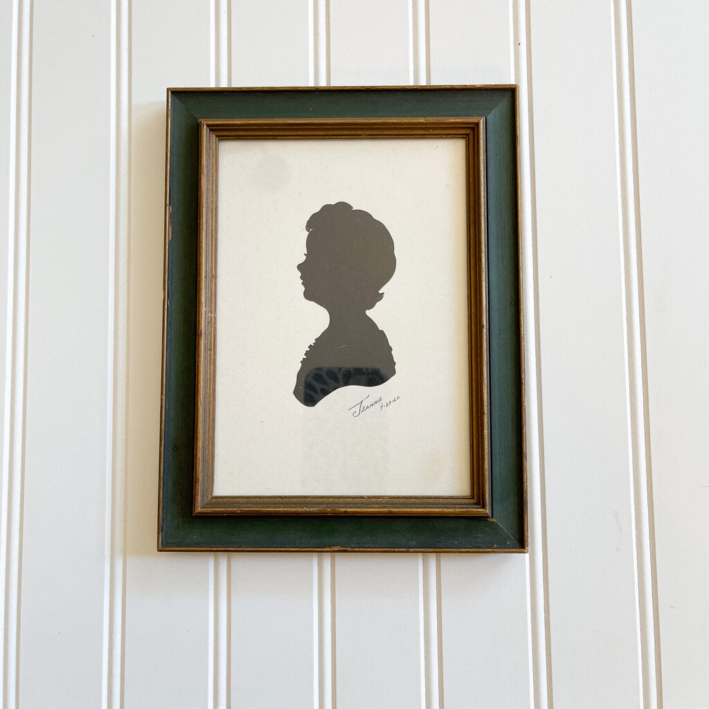 VINTAGE PAIR OF FRAMED SILHOUETTES