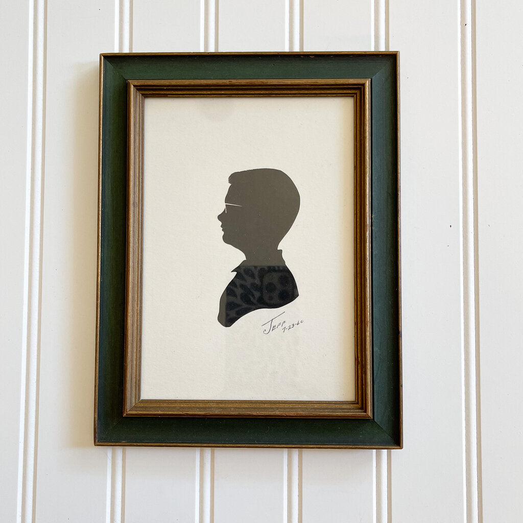 VINTAGE PAIR OF FRAMED SILHOUETTES