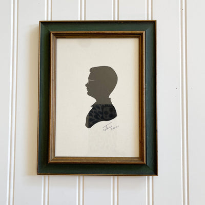 VINTAGE PAIR OF FRAMED SILHOUETTES