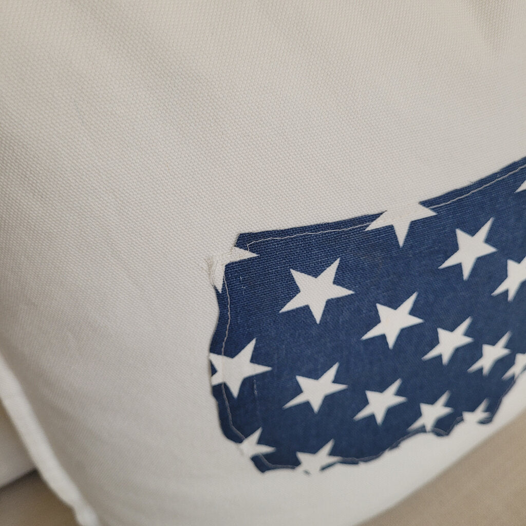 USA PILLOW (2 OPTIONS)