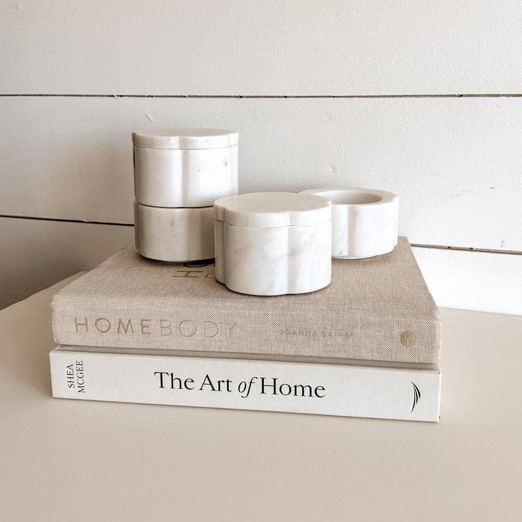 Marble Scalloped Stackable Pinch Pots w/ Lid, Set of 2