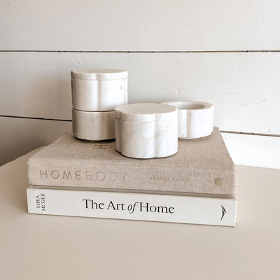 Marble Scalloped Stackable Pinch Pots w/ Lid, Set of 2