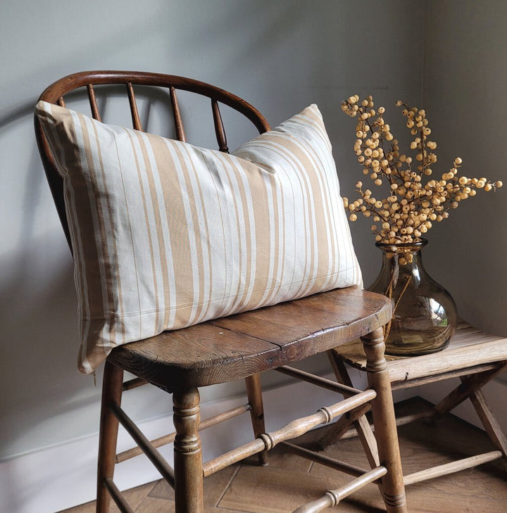 ADELAIDE LUMBAR PILLOW (14X22)
