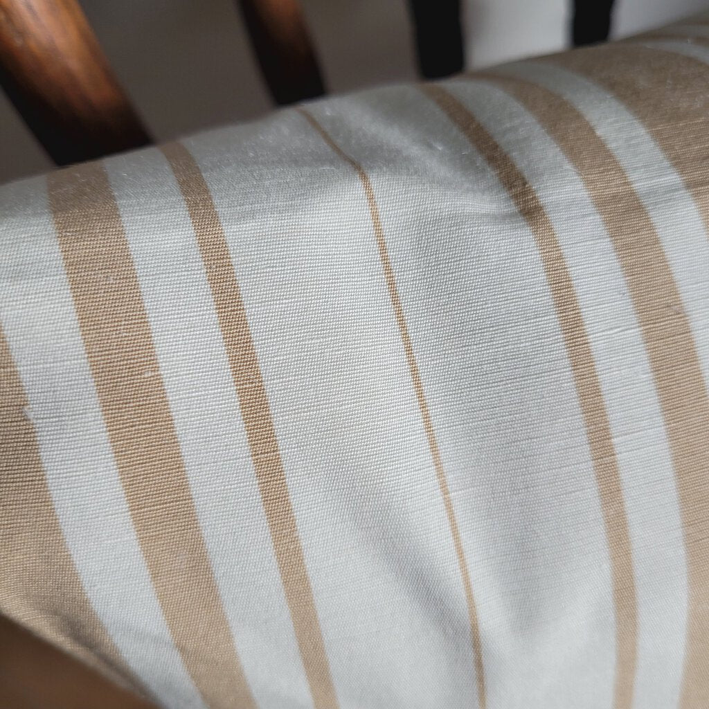 ADELAIDE LUMBAR PILLOW (14X22)