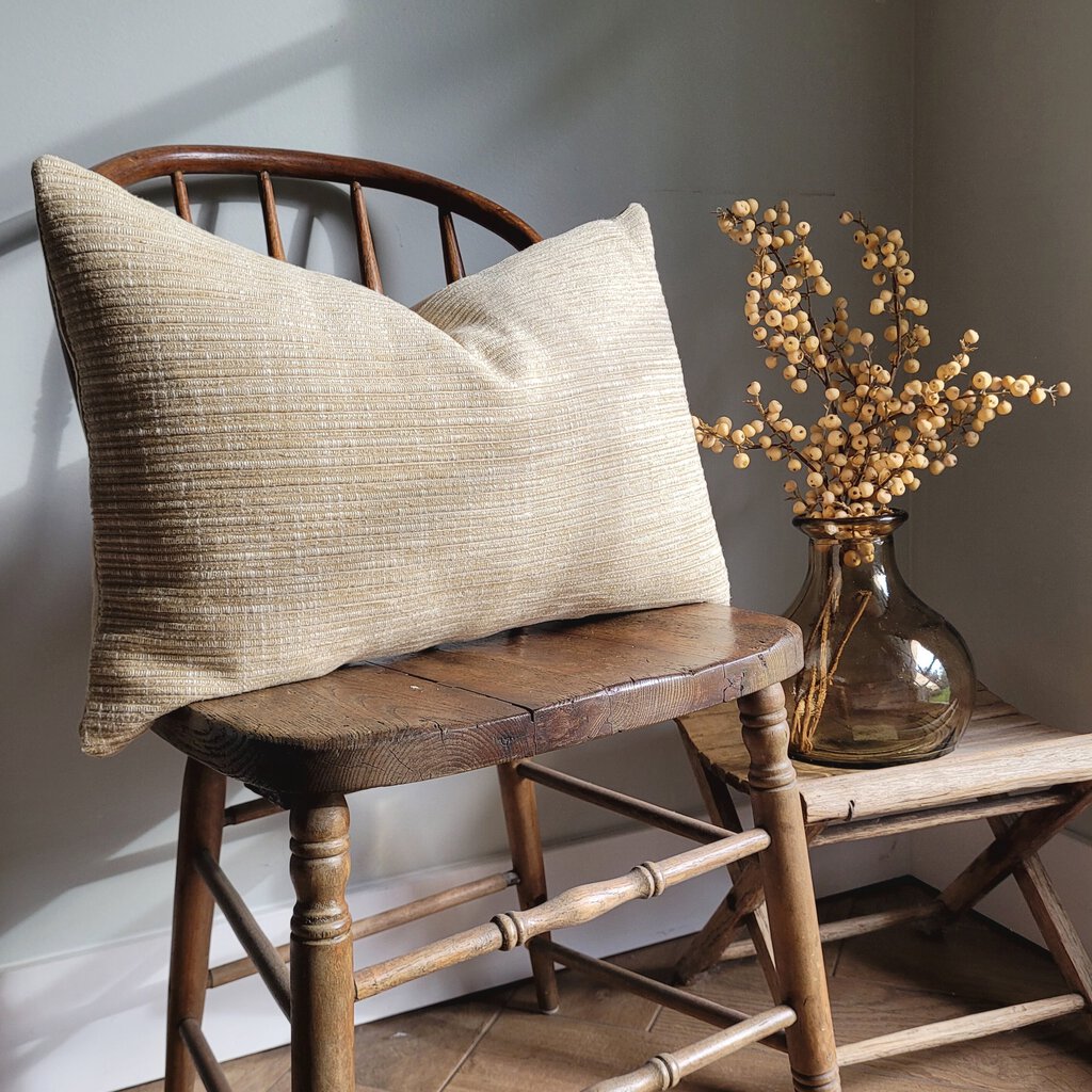 HEATH LUMBAR PILLOW (14X22)