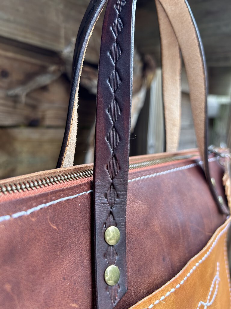 BETTY HANDBAG WITH TOOLED FEATHER