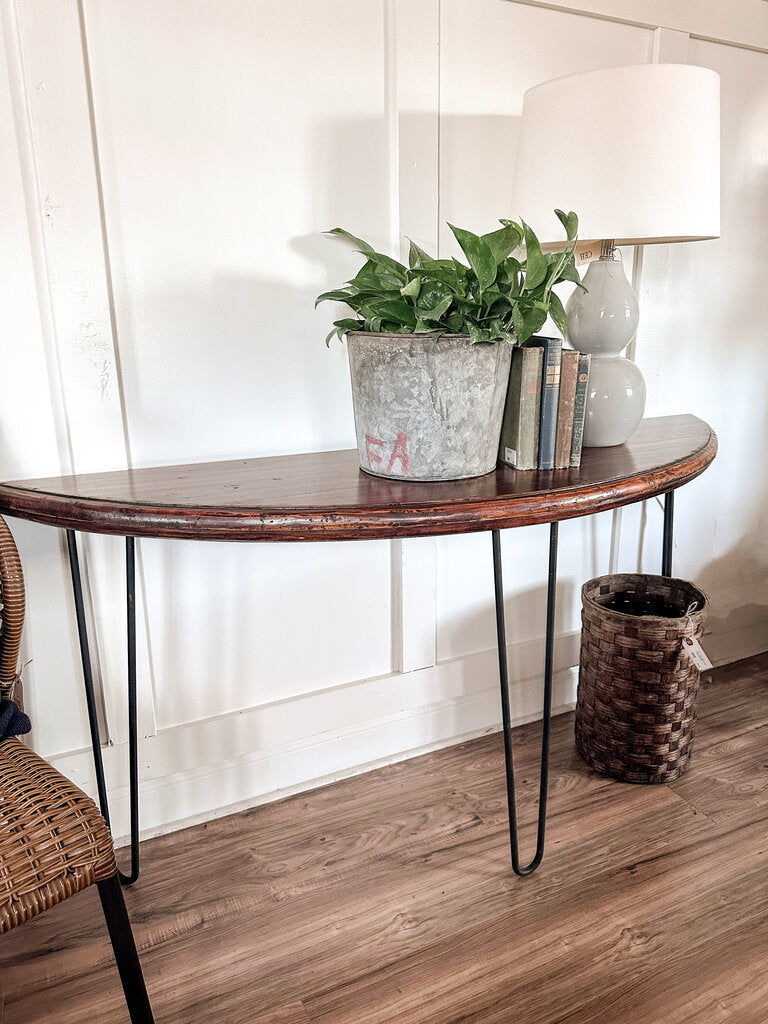 HALF CIRCLE TABLE (63"x18" 29.5"T)