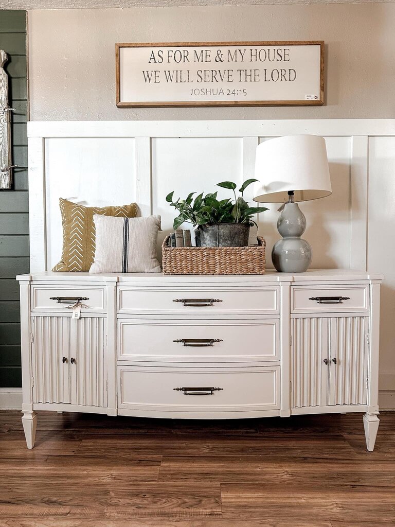 BUFFET /DRESSER (65W 19.5D 32"T)