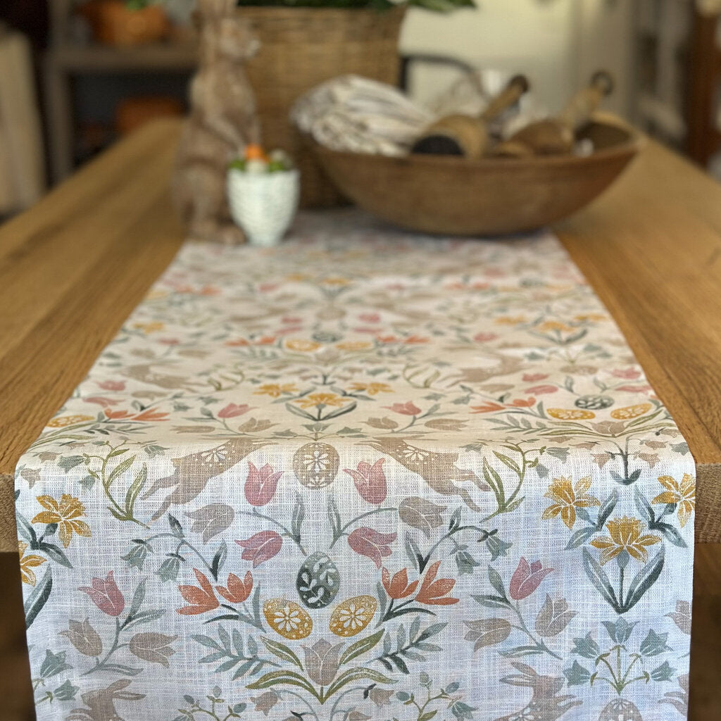 HANDMADE EASTER LINEN RUNNER. 14x84