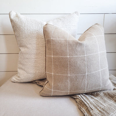 CAITLIN PILLOW (2 OPTIONS)