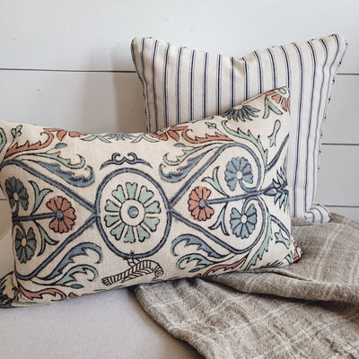 KIMBERLY LUMBAR PILLOW (2 OPTIONS)
