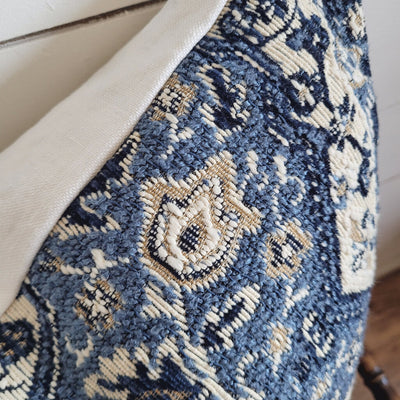 EMIL LUMBAR PILLOW (2 OPTIONS)