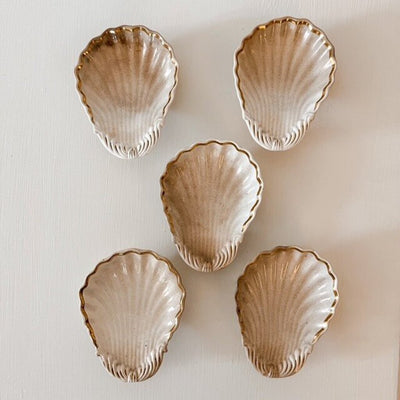 IRONSTONE SHELL DISH