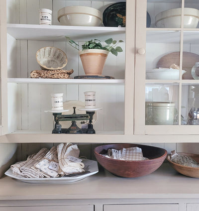 HANDMADE HUTCH (61"Wx21"Dx80 1/2"T)