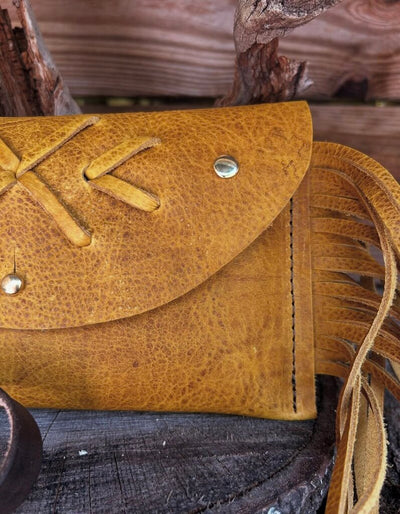 BISON FRINGY CLUTCH