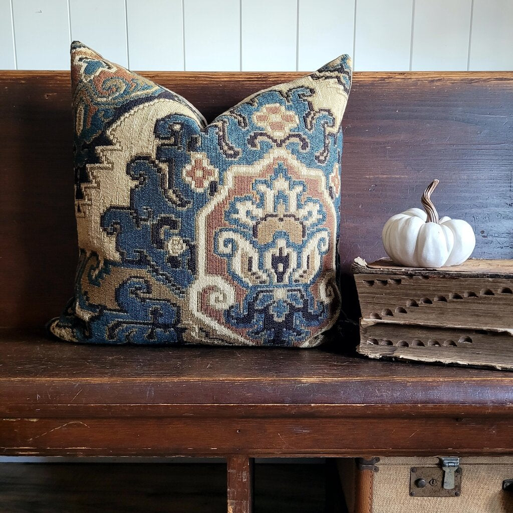 GARNER PILLOW COVER (22X22)