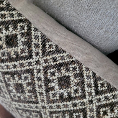 GABLE LUMBAR PILLOW (2 OPTIONS)