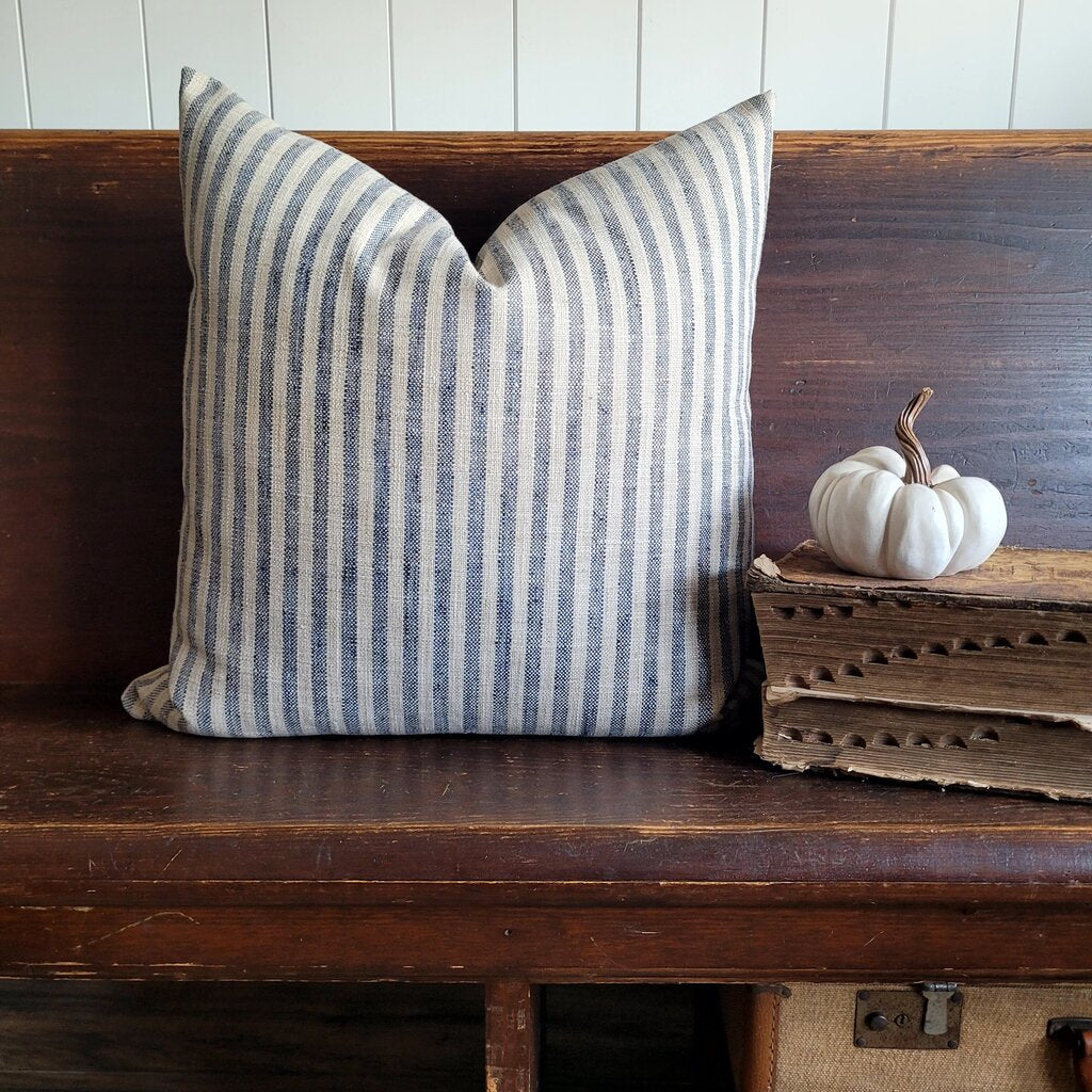 PALMER PILLOW (22X22)