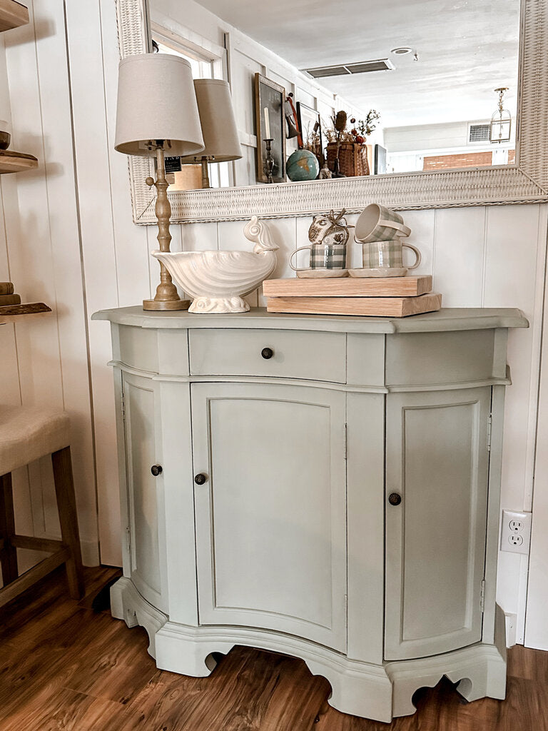 PETITE CONSOLE 15D x 42.5W x 35.5H