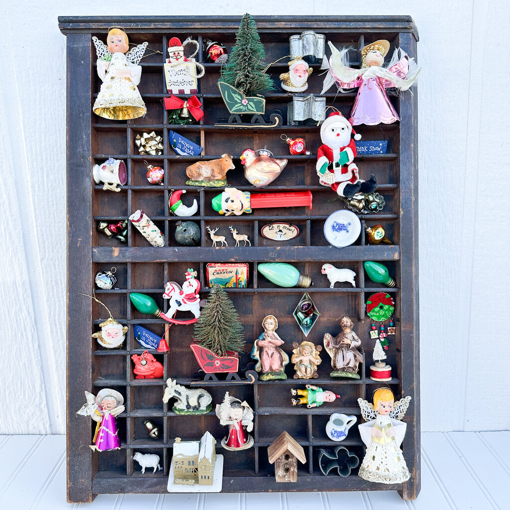 VINTAGE CHRISTMAS PRINTER TRAY 17.5"W x 23.5"T