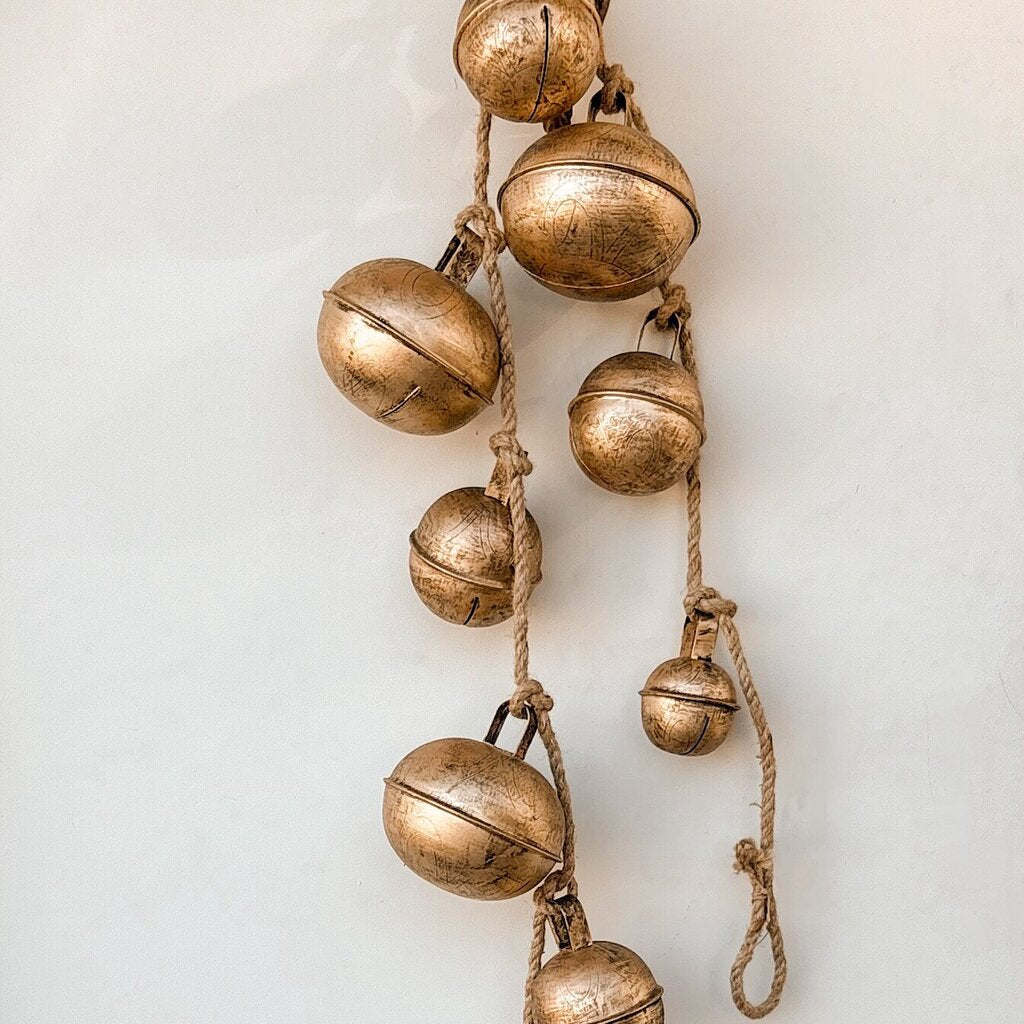 Grandeur Sleigh Bell Garland 72"