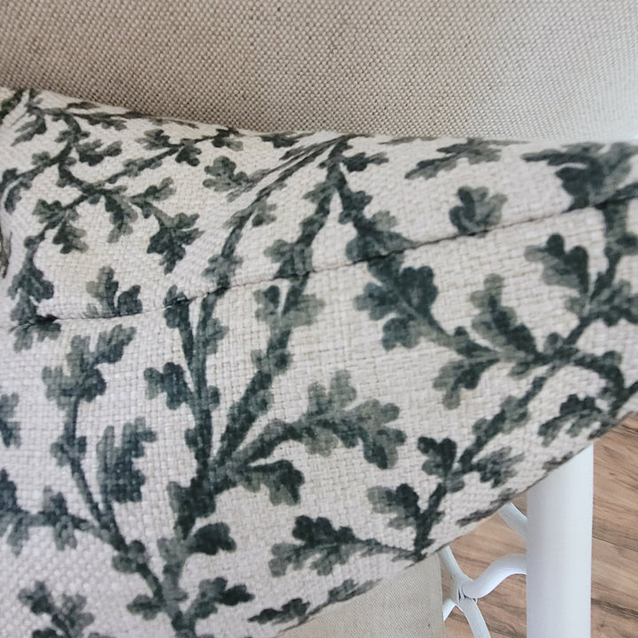 VIVIAN PILLOW (18X18)