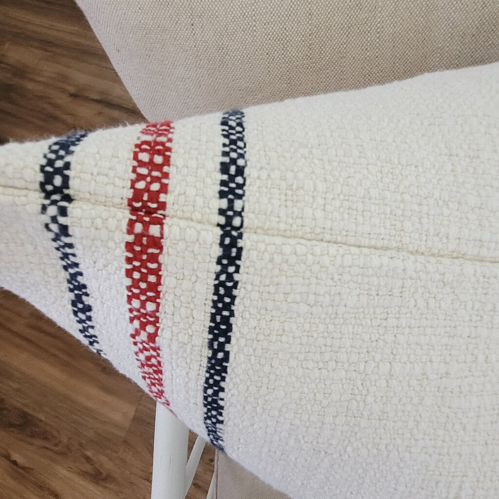 WINNIE LUMBAR PILLOW (14X22)