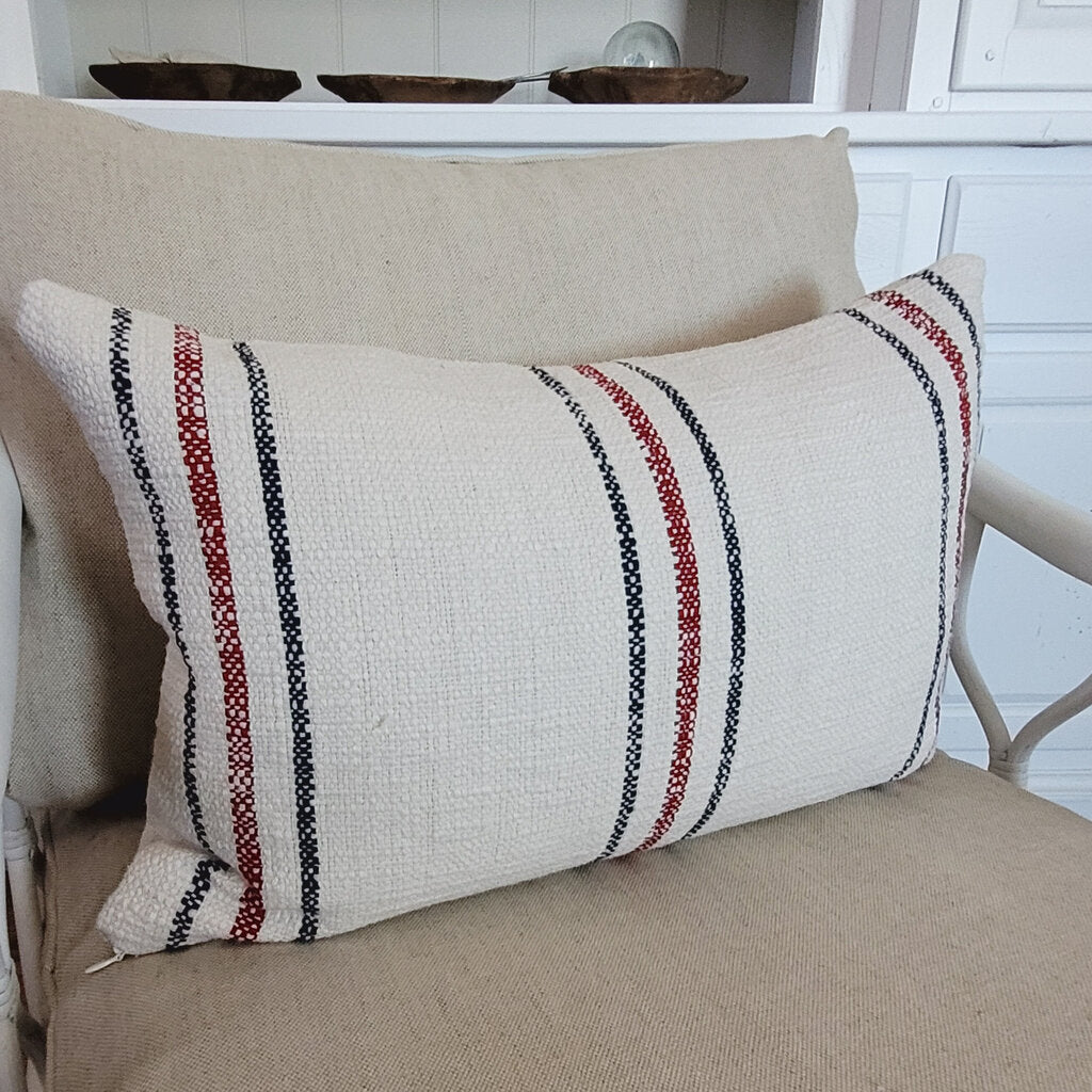 WINNIE LUMBAR PILLOW (14X22) (2 OPTIONS)