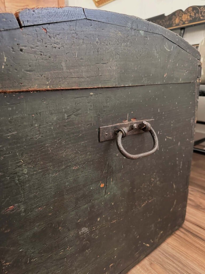 ANTIQUE PRIMITIVE GREEN WOOD TRUNK
