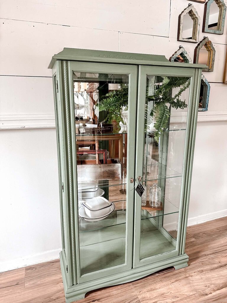 Glass cabinet. (32 wide x 65 tall x 13 deep