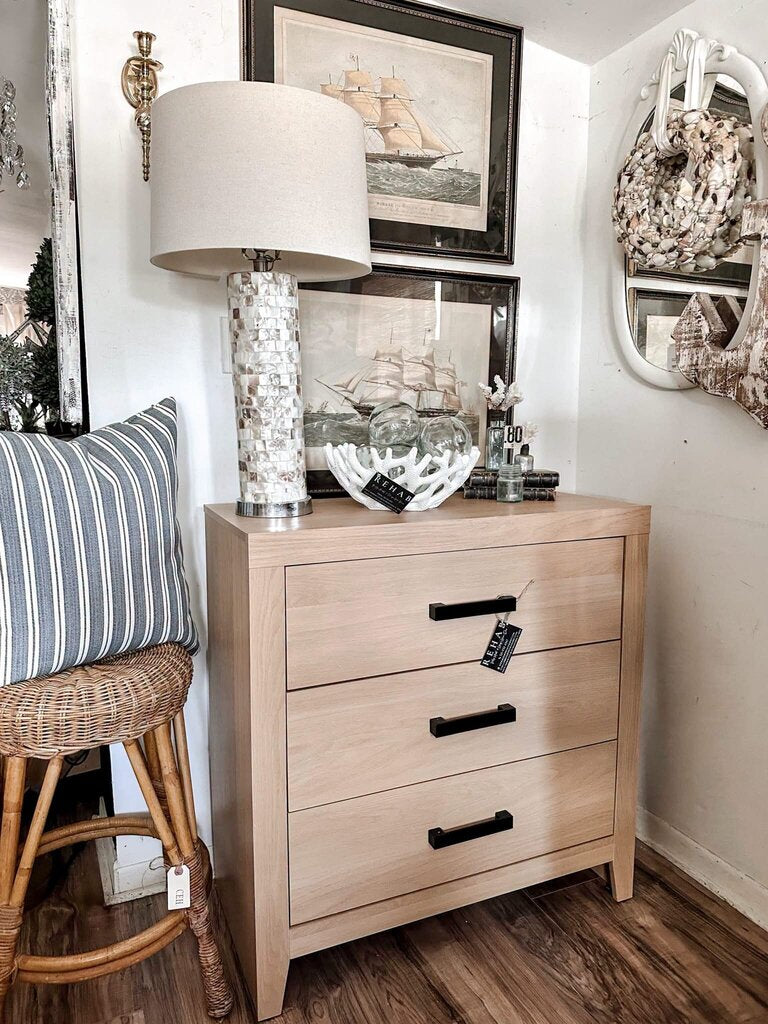 THREE DRAWER DRESSER 32 X 32 X 16