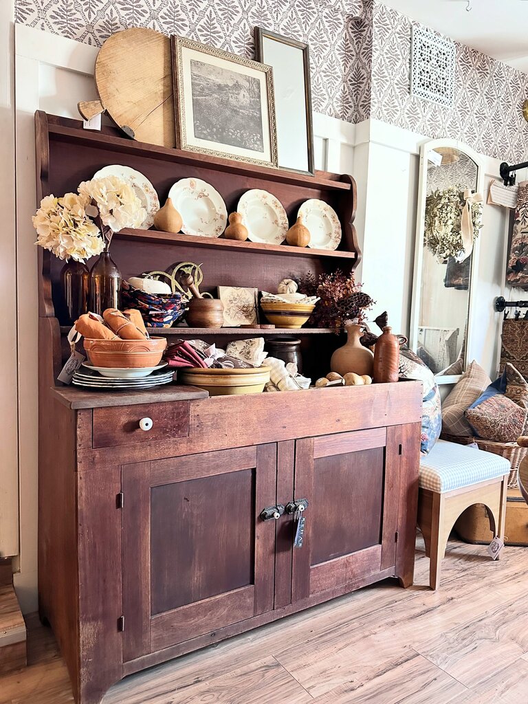 ANTIQUE PRIMITIVE DRYSINK HUTCH 48x62x19 1/2