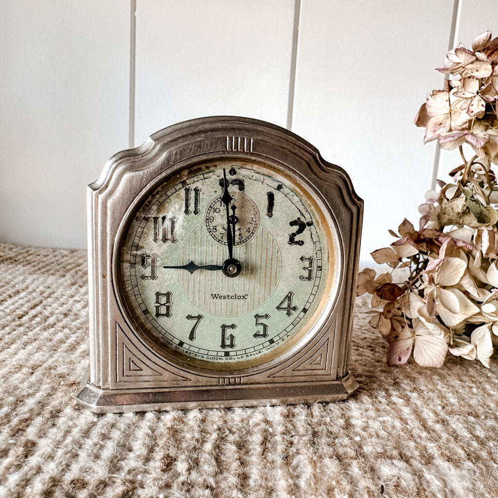 ANTIQUE PETITE ART DECO WESTCLOX NOT WORKING