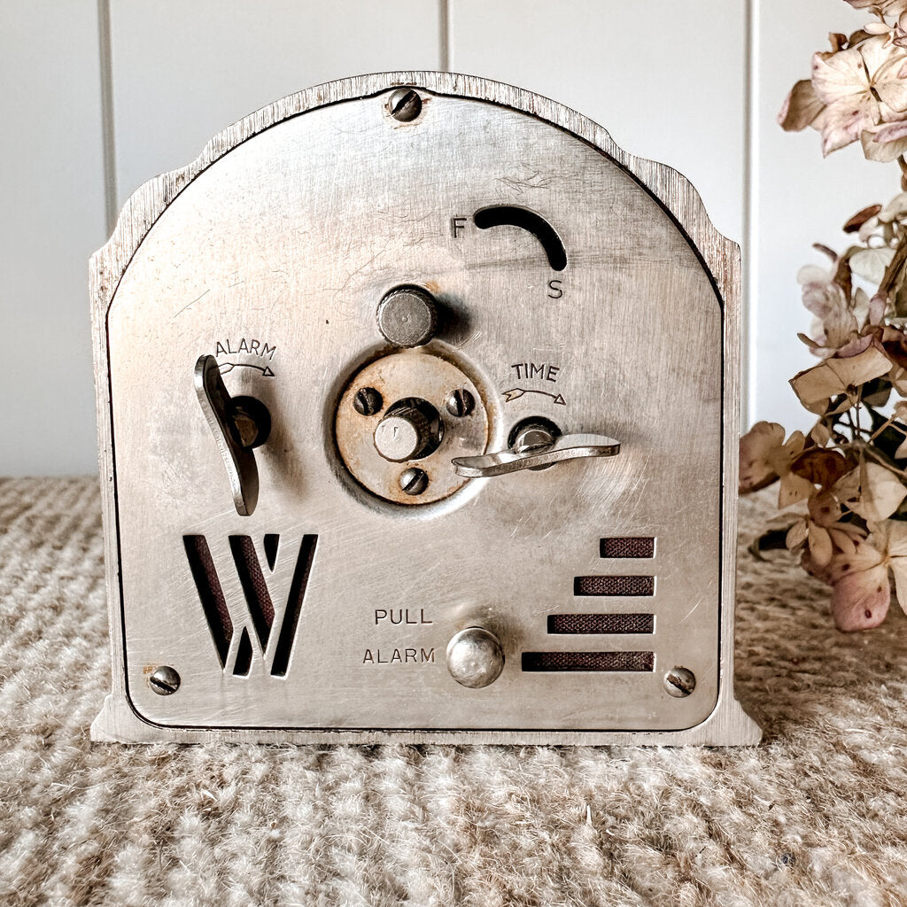 ANTIQUE PETITE ART DECO WESTCLOX NOT WORKING