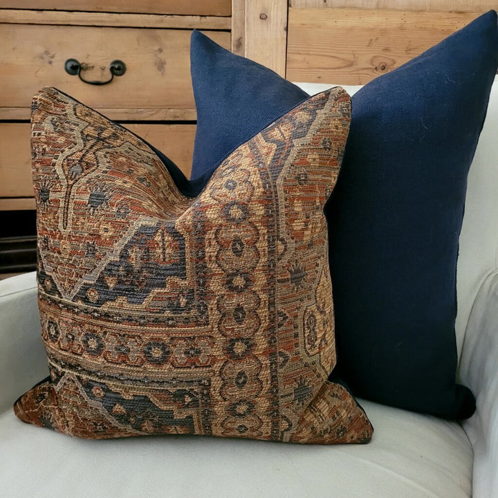 JAMISON PILLOW (18X18)