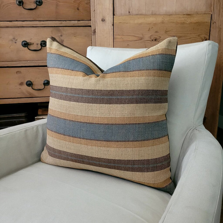 NASH PILLOW (22x22)