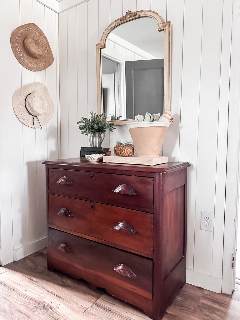3 DRAWER DRESSER