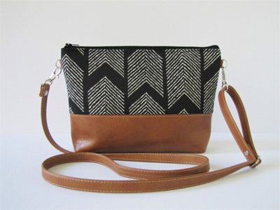 LARGE CROSSBODY BAGS: DIFFERENT DESIGNS TO CHOOSE FROM